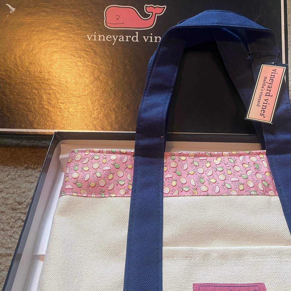 NWT Vineyard Vines Classic Canvas Tote
